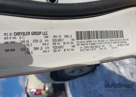 2011 Dodge Journey Mainstreet z USA, uszkodzony, nr VIN 3D4PH1FG6BT568134